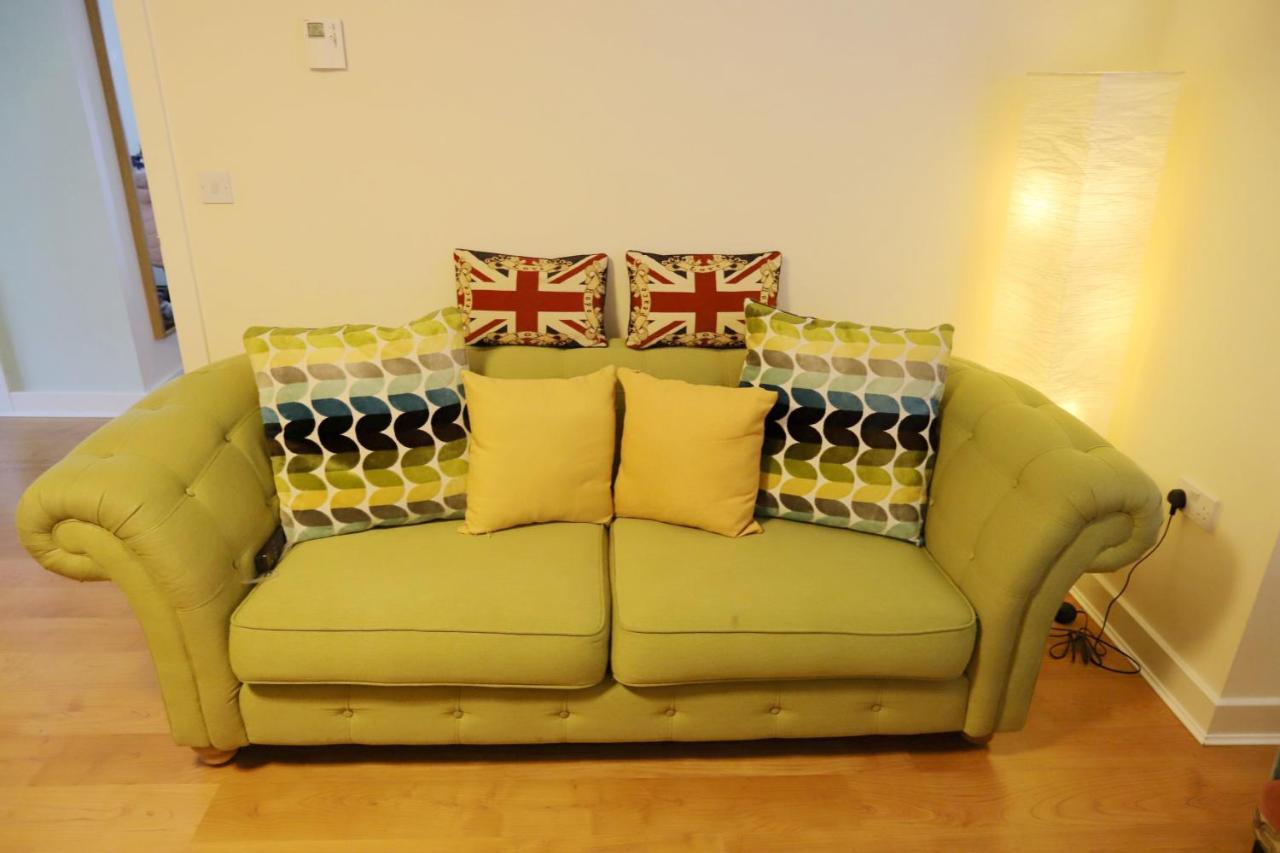 Easytravel Luxury Nec/Airport 3 Beds House Apartment Birmingham Luaran gambar
